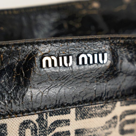 Miu Miu Twiggy White and Black Logo-Print Tote - Picture 9 of 12